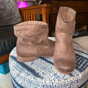 Roxy fall booties Brand new